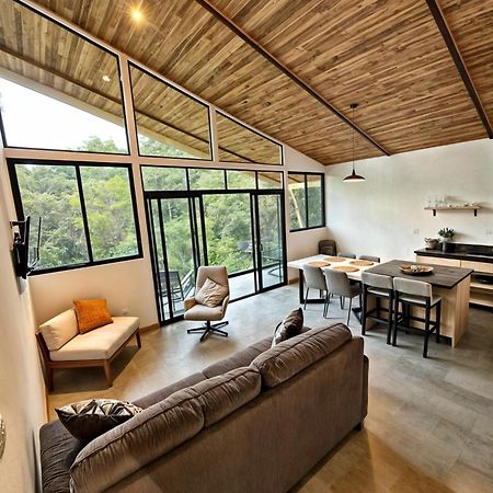 Moon Forest Apartments モンテベルデ エクステリア 写真